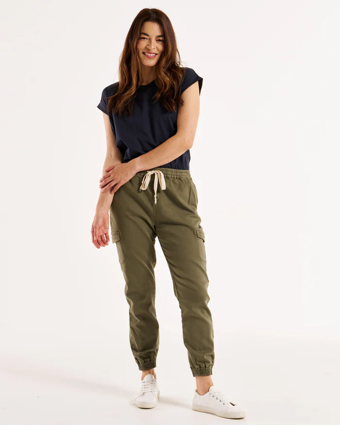 Betty Basics Connecticut Cargo Jean Khaki