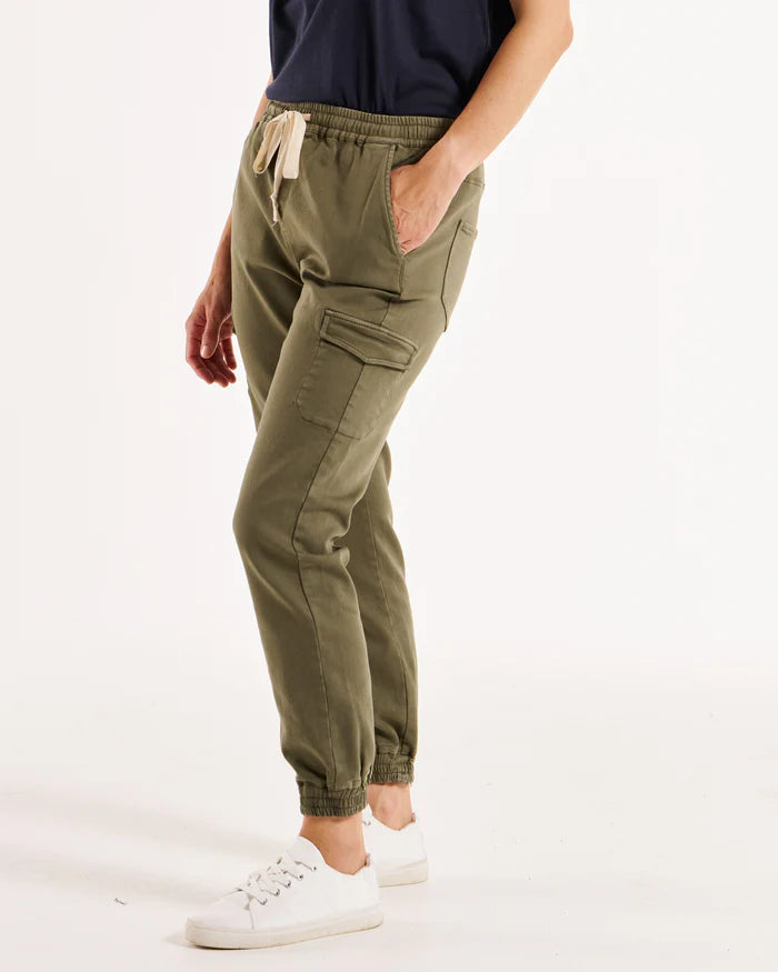 Betty Basics Connecticut Cargo Jean Khaki