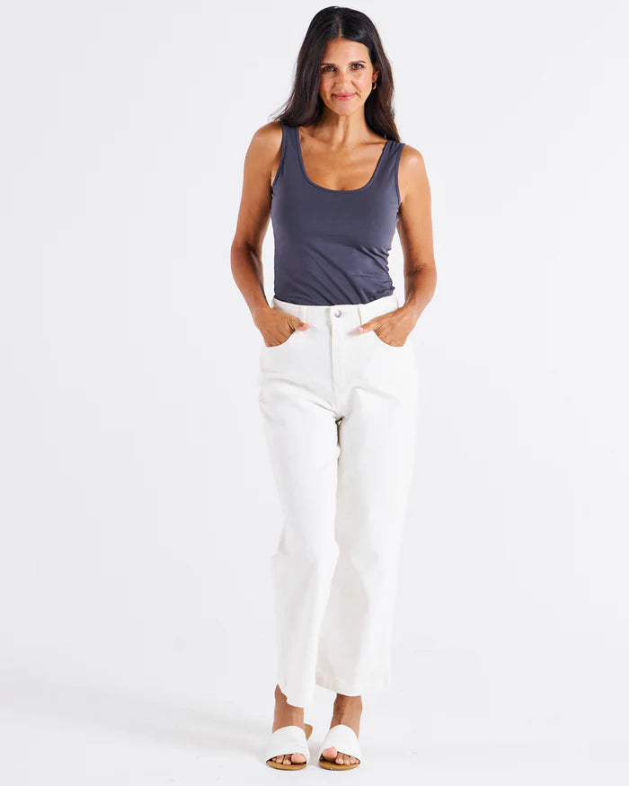 Betty Basics Winnie Jean White