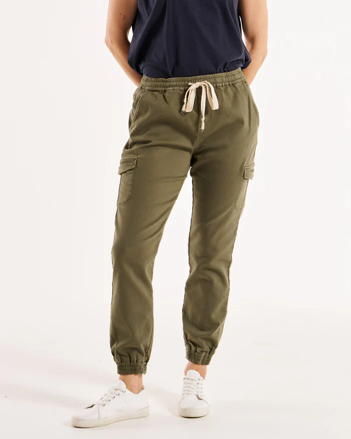 Betty Basics Connecticut Cargo Jean Khaki