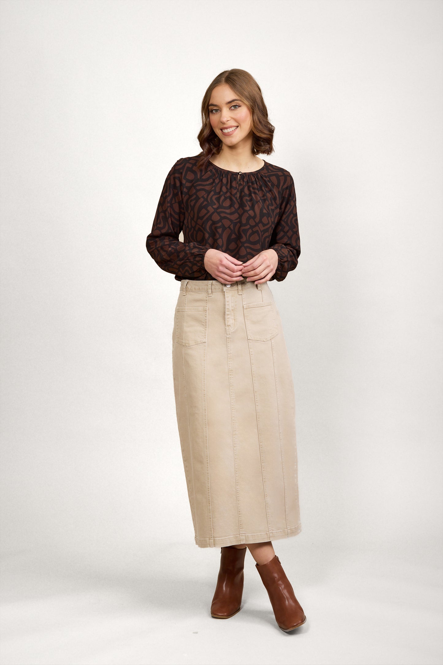 Knewe Cooper Skirt Oat Denim